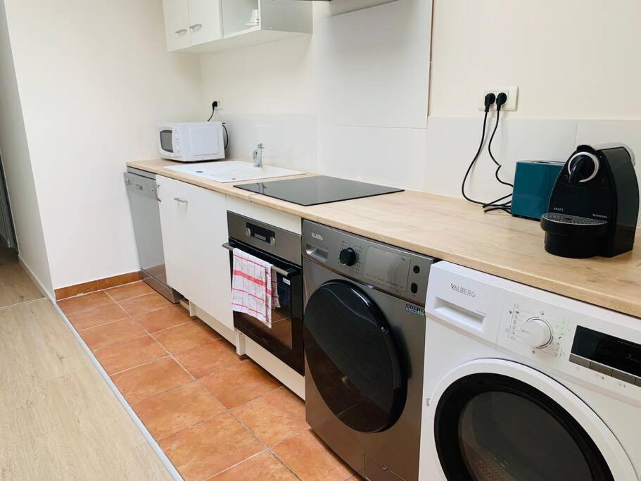 Appartement T3, Au Coeur De Montpellier, Wifi Et Climatisation ภายนอก รูปภาพ